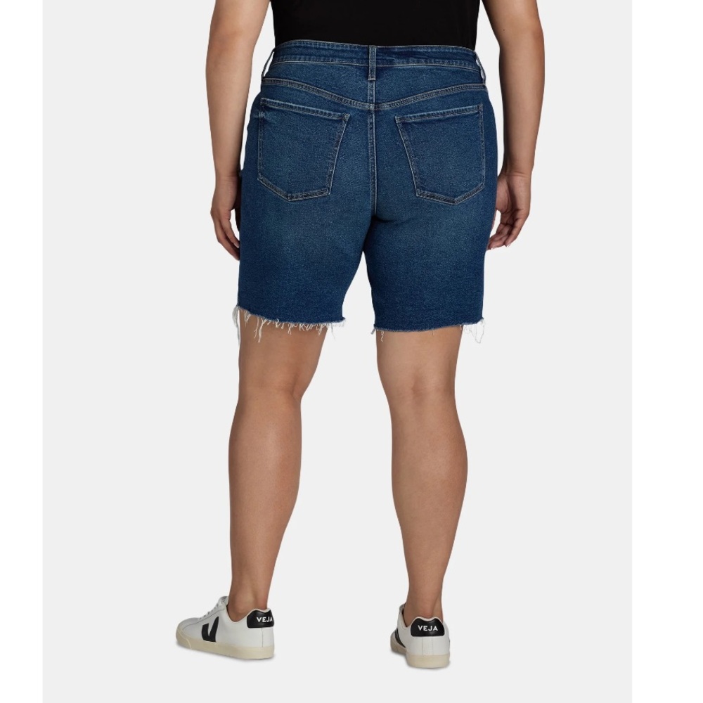NWT Distressed Bermuda Shorts for Women’s Plus from Terra & Sky - Picture 2 of 5